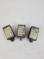Allen-Bradley Relays 700-HA32Z24/700-HA32A1/700-HA32Z24 (Check Description)