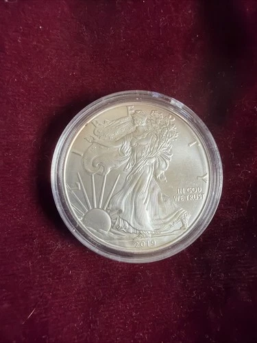 2019  1 Oz Silver American Eagle (Brilliant Uncirculated)