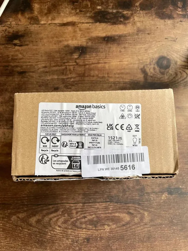 Amazon Basics LED E27 Edison Screw Bulb, 13W (Equivalent to 100W), Warm White - Picture 3 of 3