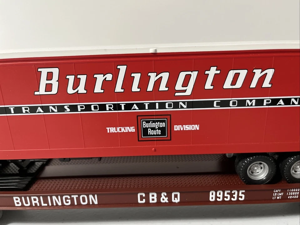 MTH 20-98126 - Flat Car w/40’ Trailer - Burlington CB&Q #89535 - O Scale - Image 3 of 4