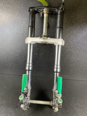 なおきち 98-99 KAWASAKI NINJA ZX9R FRONT FORKS TRIPLE TREE CLAMP FORK TUBES