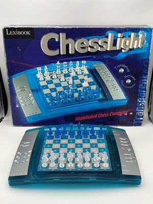 Lexibook Chesslight beleuchteter Schachcomputer - komplett / sehr guter Zustand