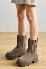 UGG Classic Twin Seam New Heights NWOT