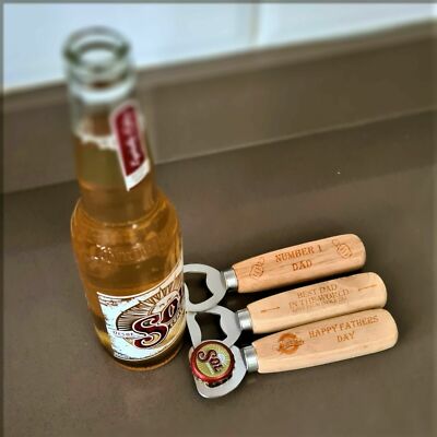 Personalisierter Flaschenöffner aus Holz mit Gravur Perfektes Vatertagsgeschenk Papa Gra...