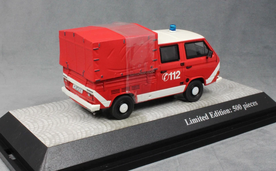 VW T3A Doppia Cabina Tela Pickup FEUERWEHR Premium Classixxs 11529 1/43 - Immagine 2 di 3