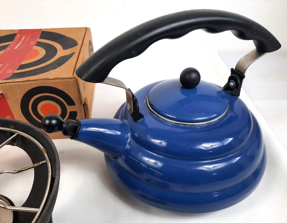 Le Creuset Beehive Enamelled StoveTop Kettle Blue & Stove Stand eBay