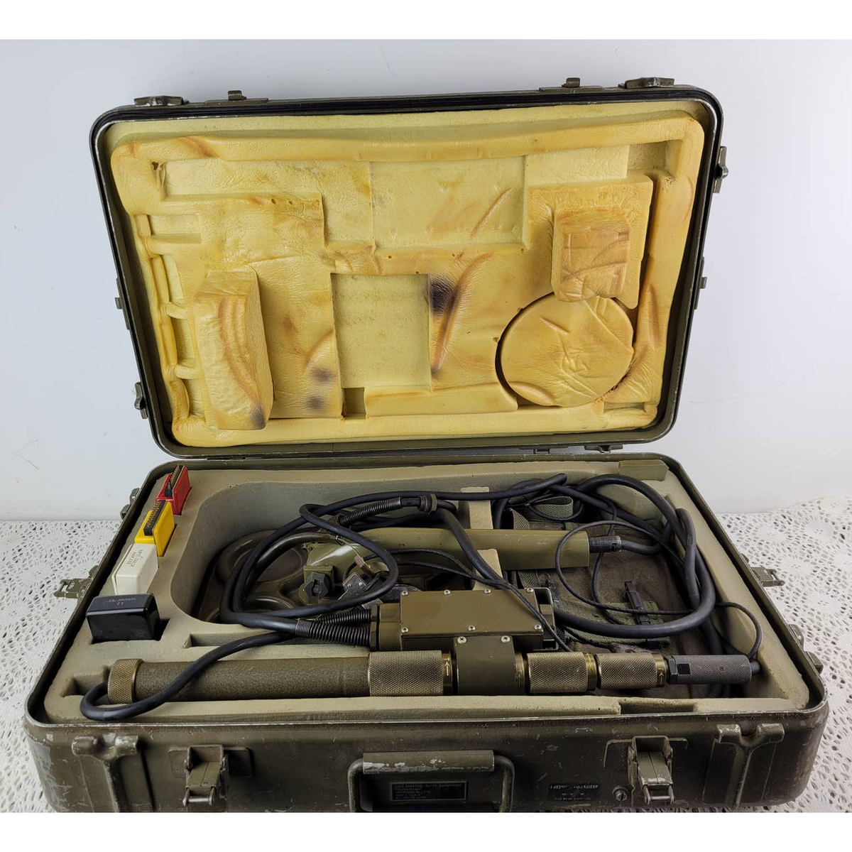 US Military Mine Detector Set Model P-190 With Carrying Case | eBay