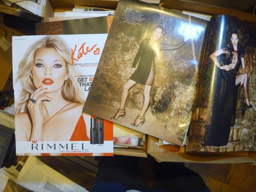 Lingerie Ad clippings Kate Moss, Victoria Secrets , lots of tear sheets - Picture 5 of 16