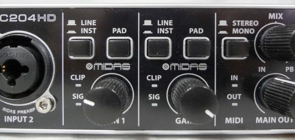 Behringer U-Phoria UMC204HD 2-Channel Compact USB Musician Audio Interface! - Image 4 of 4