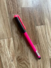 pink color marker