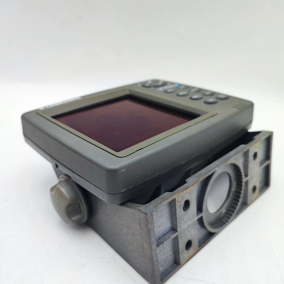 Lowrance X102 Chartplotter Sonar Fishfinder Marine GPS Boat Marine Navigation - Image 2 of 4