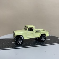 Matchbox Mbx Construction 1951 Willys Jeep Pickup Truck Light Yellow 4x4 164 Nm Matchbox Mbx Construction 1951 Willys Jeep Pickup Truck Light Yellow 4x4 164 Nm