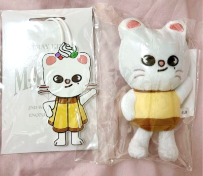 Stray Kids Official HYUNJIN Jiniret Skzoo Bag Charm Bag Tag Set