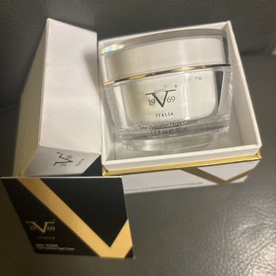 Versace 1969 Idra Totale Hydration Night Cream 1.7 Oz