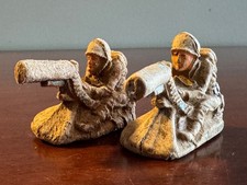 2 Vintage Playwood Plastics 413 Machine Guns Gunners Excellent