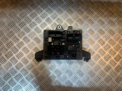 12-18 VAUXHALL ASTRA GTC 1.4 PETROL FUSE BOX 13368651