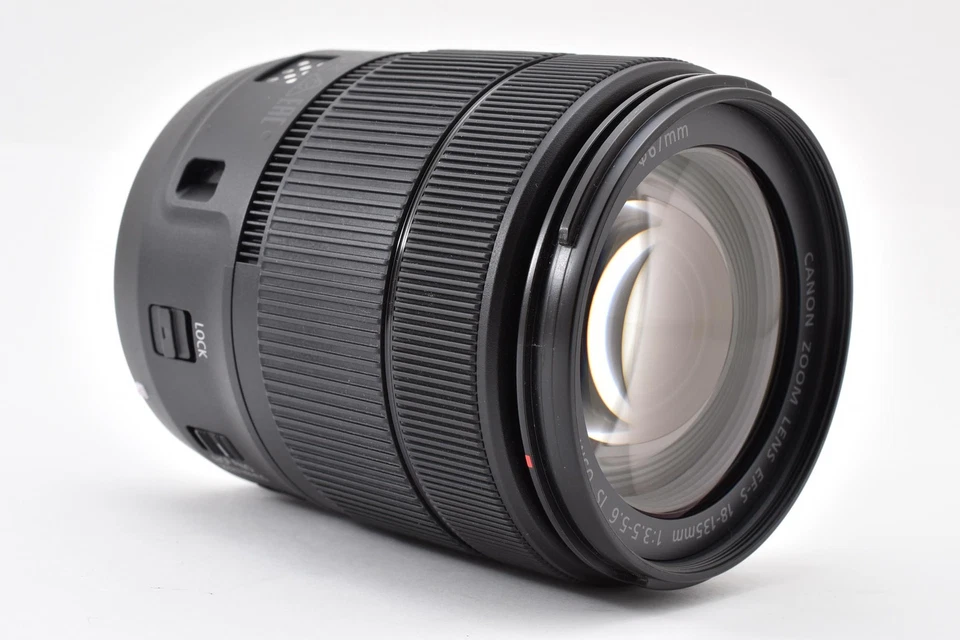 Objectif Canon EF-S 18-135mm f/3.5-5.6 IS USM [Exc+++] #2976922A - Photo 4/4