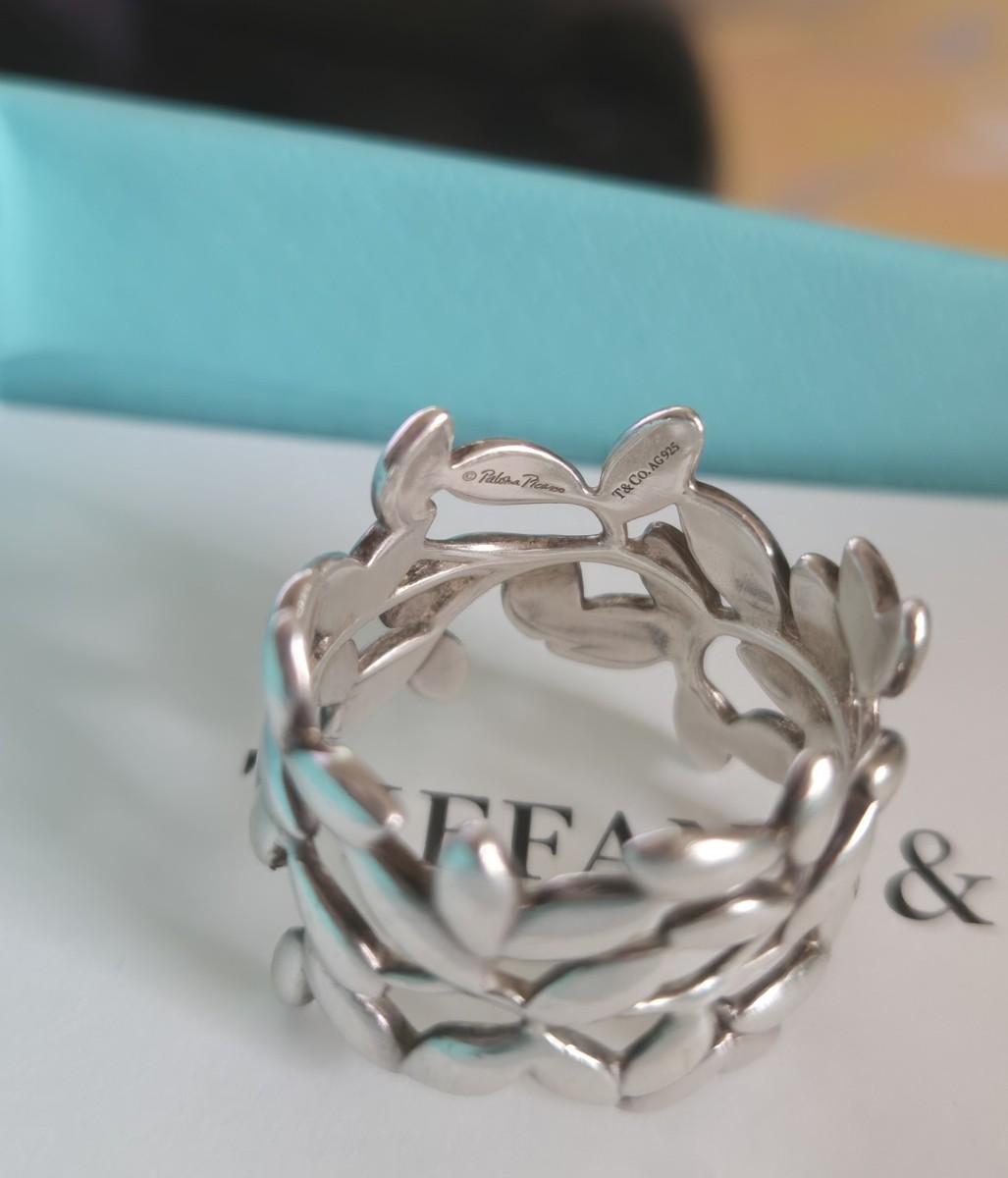 AUTHENTIC - Tiffany & Co. Paloma Picasso Sterling Silver Olive