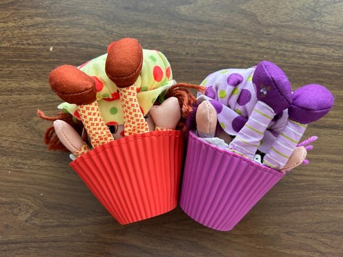 2 Little Miss Muffin dolls purple red polka dot hats Jay at Play 8" cupcake 2011 - Picture 3 of 3