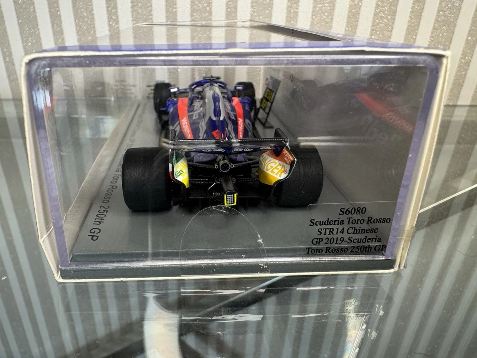 Spark 1:43 S6080 Toro Rosso STR14 Honda China Gp 2019 250th Gp Commemoration - Immagine 3 di 4