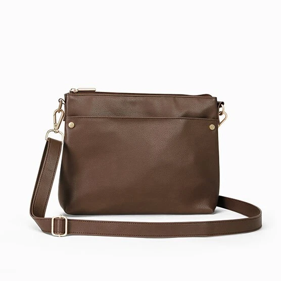 Thirty One Relaxed Crossbody Bag w Strap in Cappuccino Smooth Pebble NWT