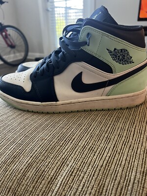 Size 11 - Jordan 1 Mid Blue Mint 2022 Air Jordan 1 Mid Mystic Navy Mint Foam Blue Mint 554724-413  main image 2