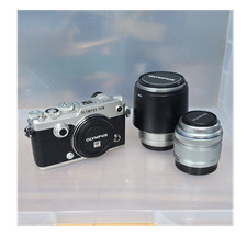 Olympus PEN-F Systemkamera mit Bildstabilisie...