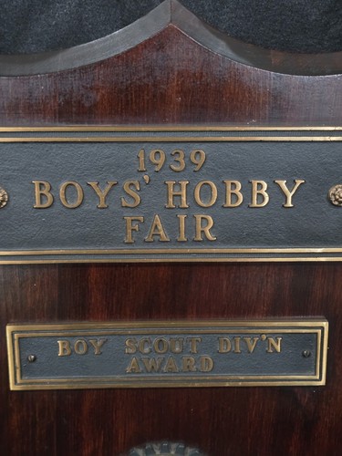 Grande targa in legno 1939 BSA Boy Scout Award - ROTARY CLUB @22 - Foto 4 di 11