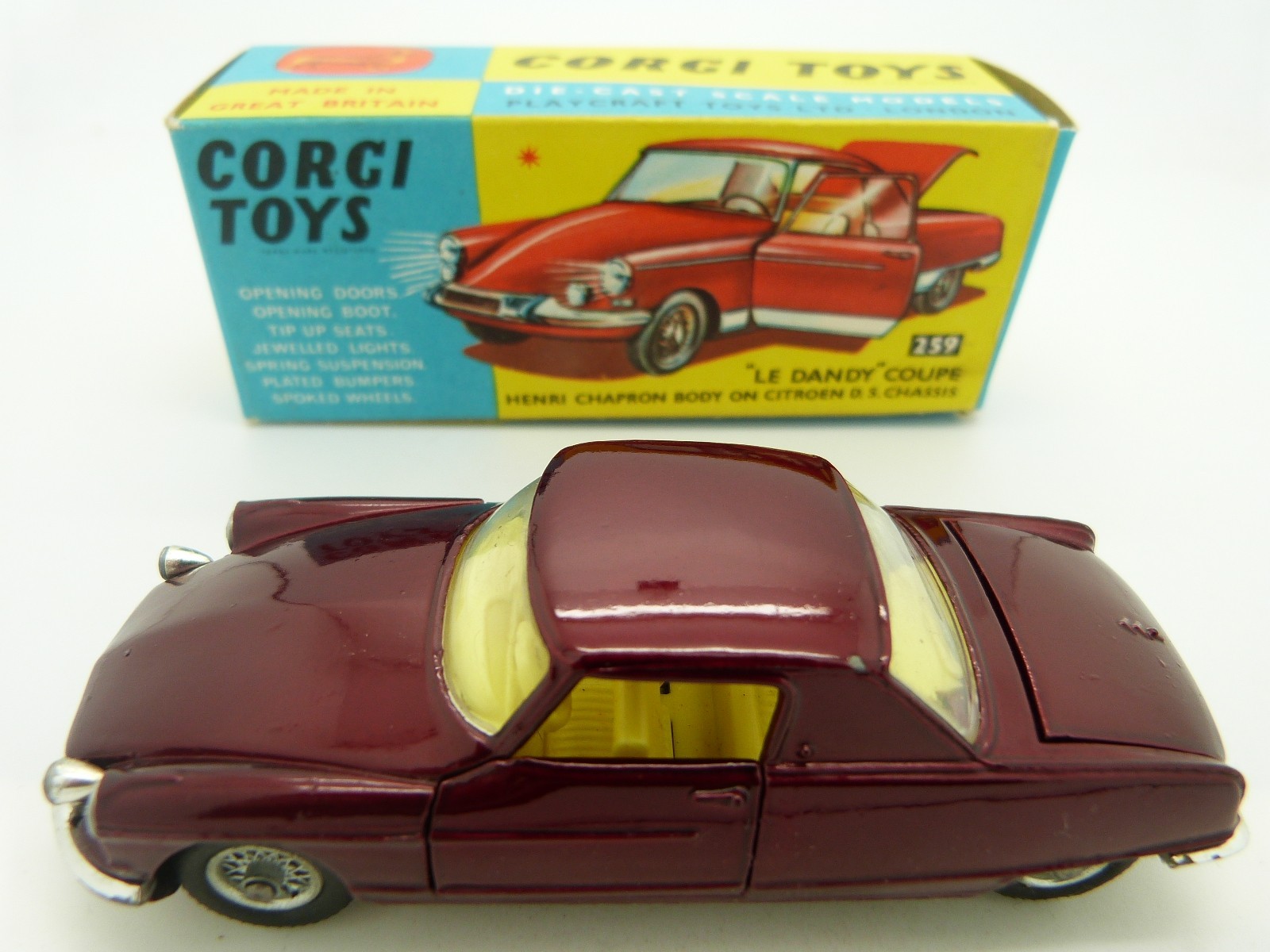 Corgi Toys 259, Le Dandy Coupe, Henri Chapron body on Citroen D.S. Chassis