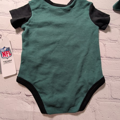 Baby 3-6 Month NFL Philadelphia Eagles One Piece Sleeper Outfit 3 Piece Set NEW - Picture 12 of 17