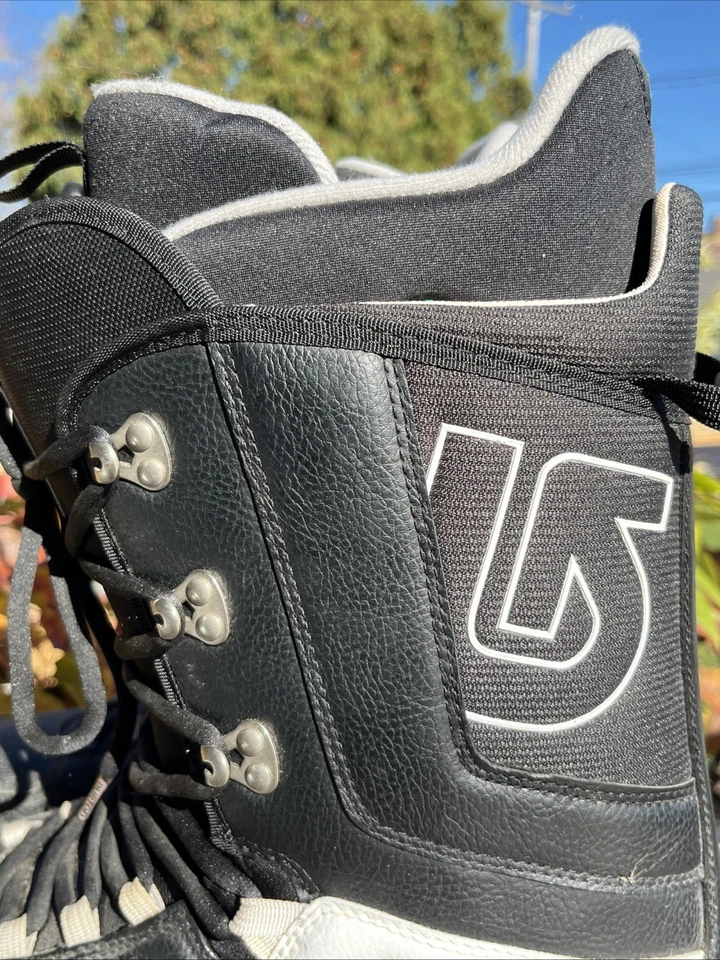 Botas de snowboard Burton estampa tributo com cadarço tamanho 14 EUA preto/branco - Imagem 2 de 4