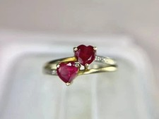 Anillo de corazón de San Valentín con corte de corazón de 2 quilates enchapado en oro amarillo de 14 k con rubí simulado