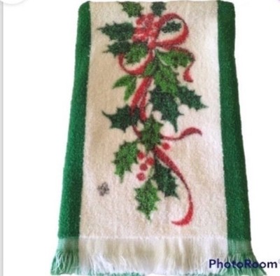 Christmas Towel Vintage Screen Prints by Seyco Holiday Decor 1970s Holly Berries