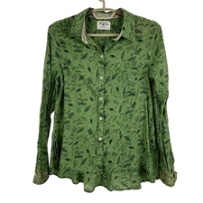 Holding Horses Anthropologie Arabel animal print cotton button shirt peplum twee