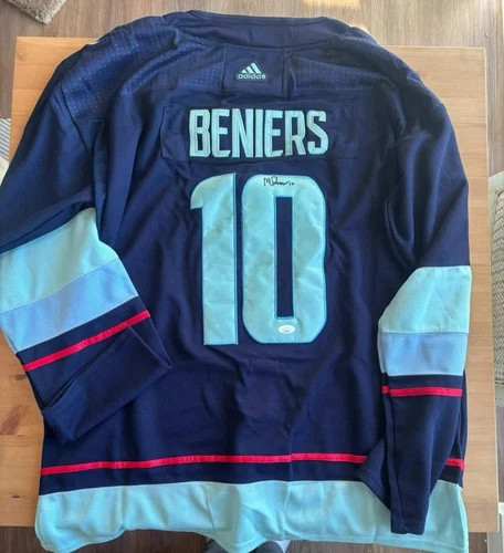 NHL STAR MATTY BENIERS SIGNED SEATTLE KRAKEN JERSEY + JSA COA