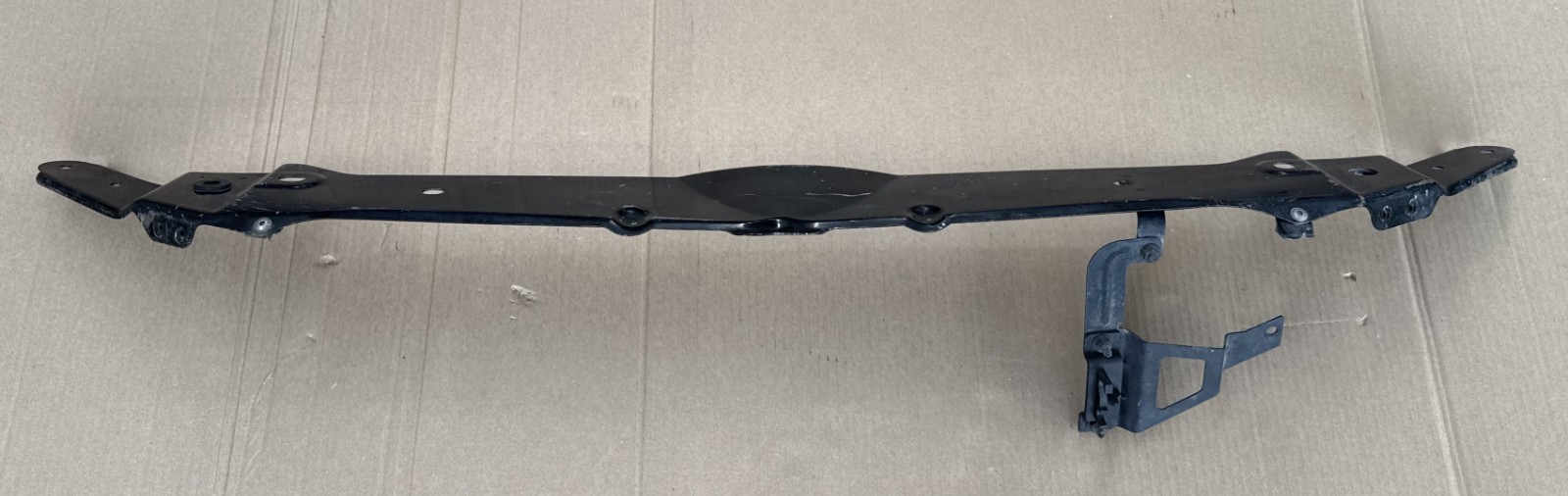04-13 BENTLEY CONTINENTAL GT/FLYING SPUR LOWER RADIATOR SUPPORT 3W0805057G OEM
