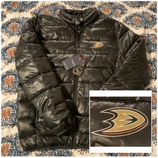 Anaheim Ducks Collecting and Fan Guide 42