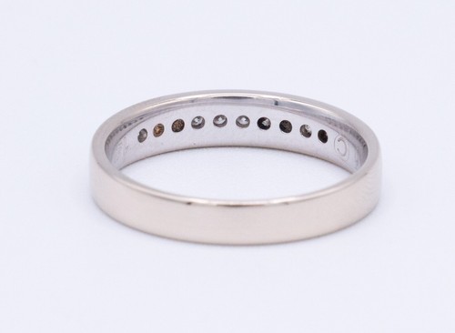 14KT White Gold Diamond .10cttw Channel Set Men's Band Size 10, 4.6 Grams - Picture 2 of 8