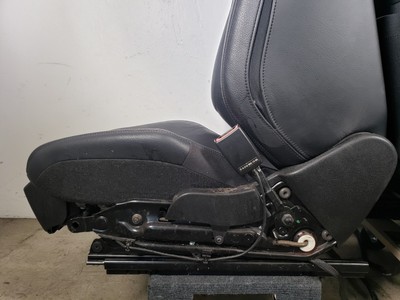 ✓ OEM Mercedes W212 E63 AMG Front Driver Dynamic Seats Leather 