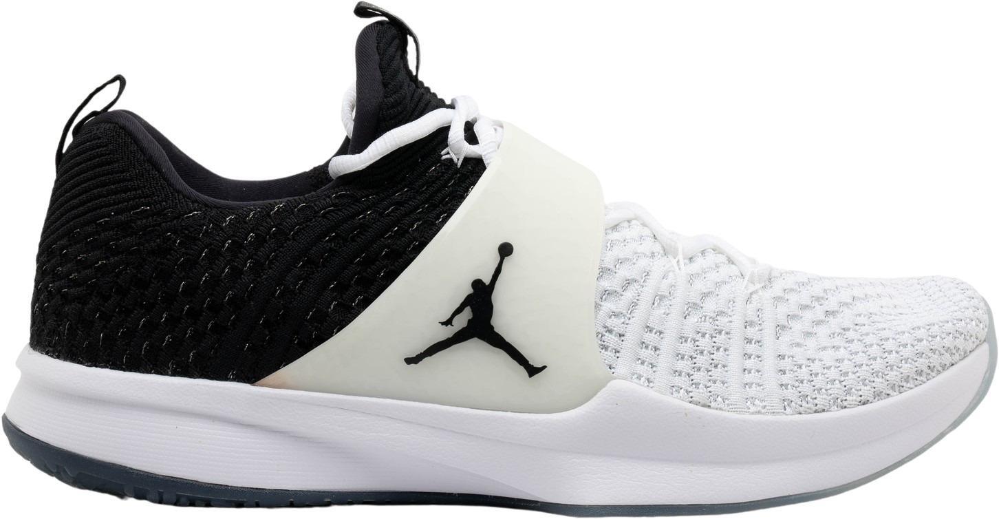 nike air jordan trainer 2 flyknit