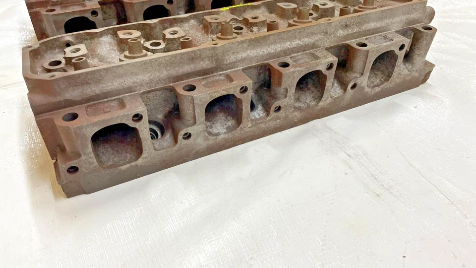 Аксессуар под капот 351 Cobra Jet Cleveland 4 В головки Mercury Cougar Cyclone - Изображение 4 из 4