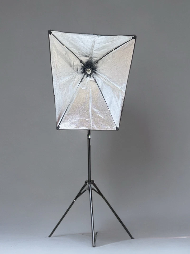 LS Photo Studio Pro, Light Softbox w/ diffuser cover, 20X 27 Inch Snap Open - Image 2 of 4