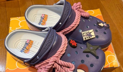 Crocs Naruto Sasuke size M 10/W 12
NEW with tags. Box slightly damaged MEN Crocsx Naruto Shippuden Sasuke Clog 209884-4JQ - All  main image 3