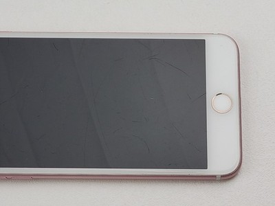 Apple iPhone 7 Plus (A1661) 128GB (Unlocked) Smartphone - POOR