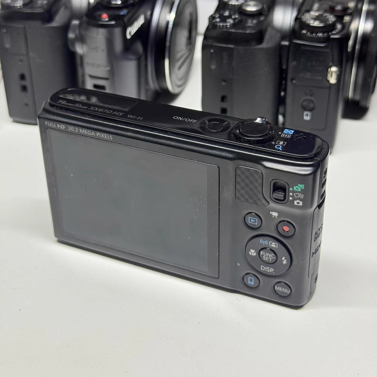 Canon Digital Camera PowerShot SX610 HS 18x Optical Zoom with