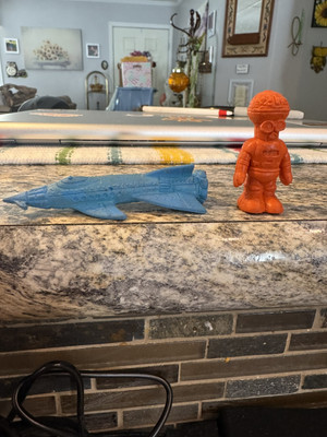 Lot Of 2 Vintage BRAK Orange Alien ROBOT & Blue Space Ship Diener Rubber Eraser