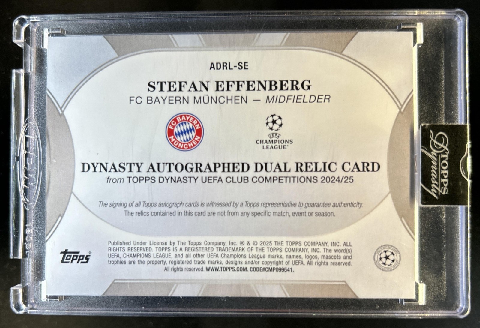2024-25 Topps Dynasty UEFA Stefan Effenberg Auto Autograph Dual Patch Black #/5 view 2