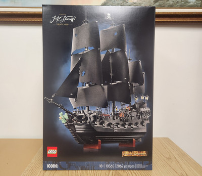 LEGO 10365 Pirates of the Carribean Captain Jack Sparrow's Pirate Ship SEALED