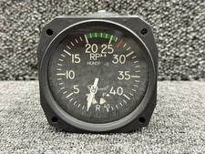 510L-4-28 (Alt: 96-384059-9) Instruments Inc. Dual Tachometer Indicator