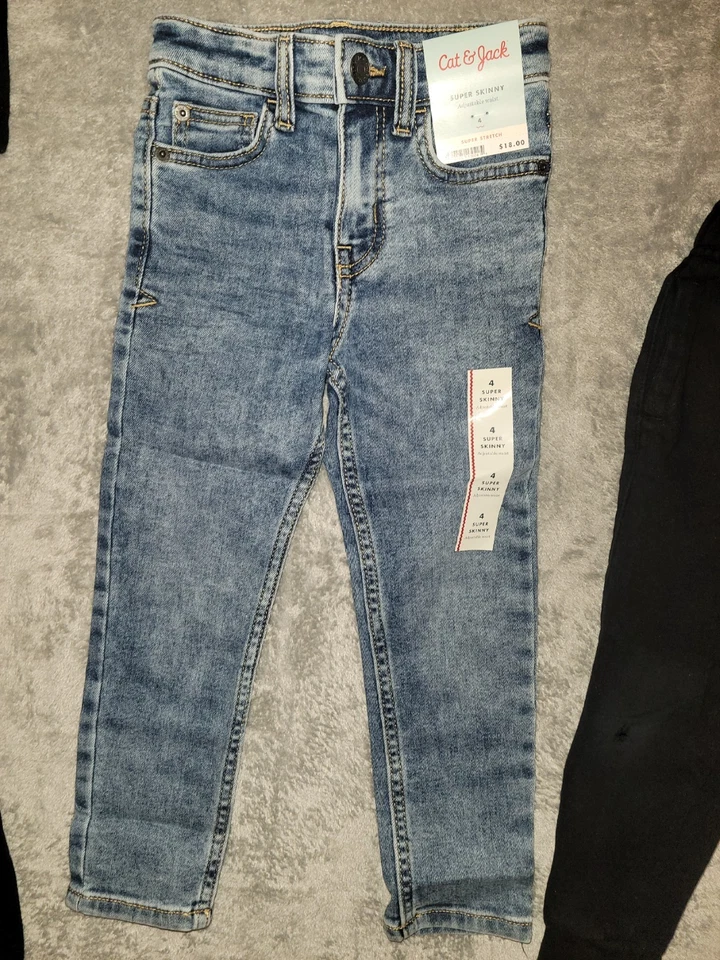 Cat & Jack,Nike,Spiderman,Garanimals &365 Kids Lot of 5 Boys Clothes Size 4T - Image 3 of 4